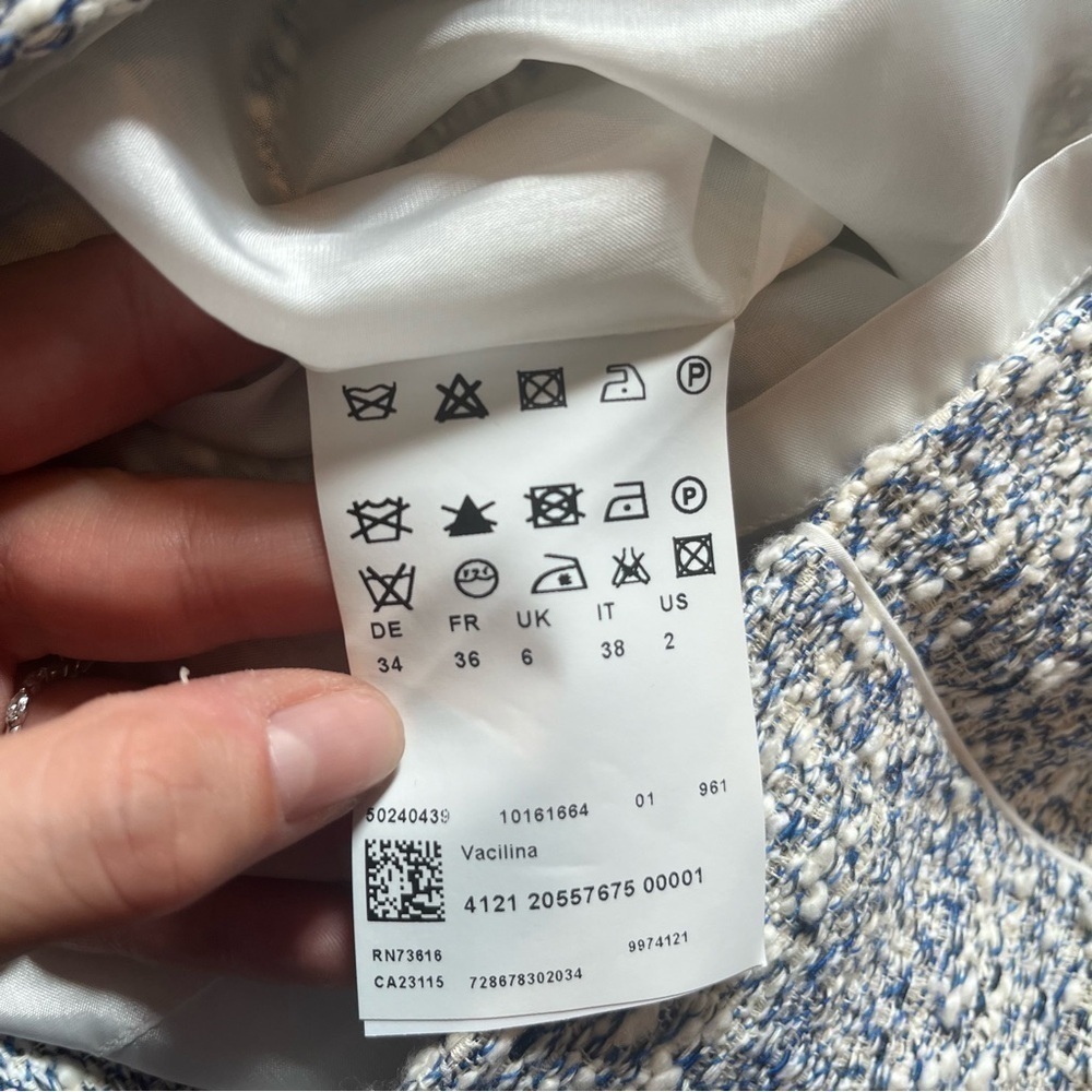 Hugo Boss white and blue business professional skirt - Picture 4 of 6